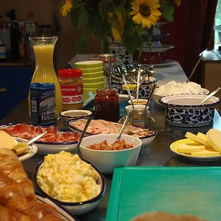 Bed and Breakfast Isola Bella 3*